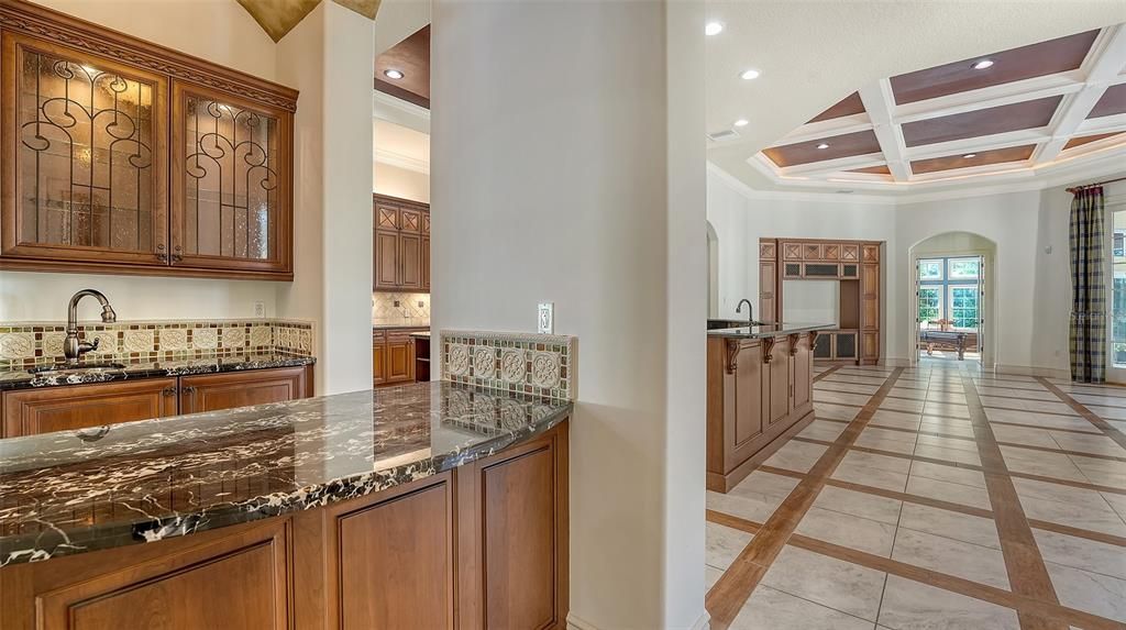 For Sale: $3,395,000 (4 beds, 4 baths, 6550 Square Feet)