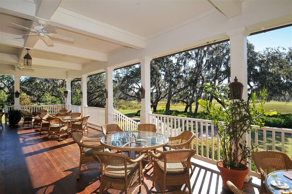 For Sale: $3,395,000 (4 beds, 4 baths, 6550 Square Feet)