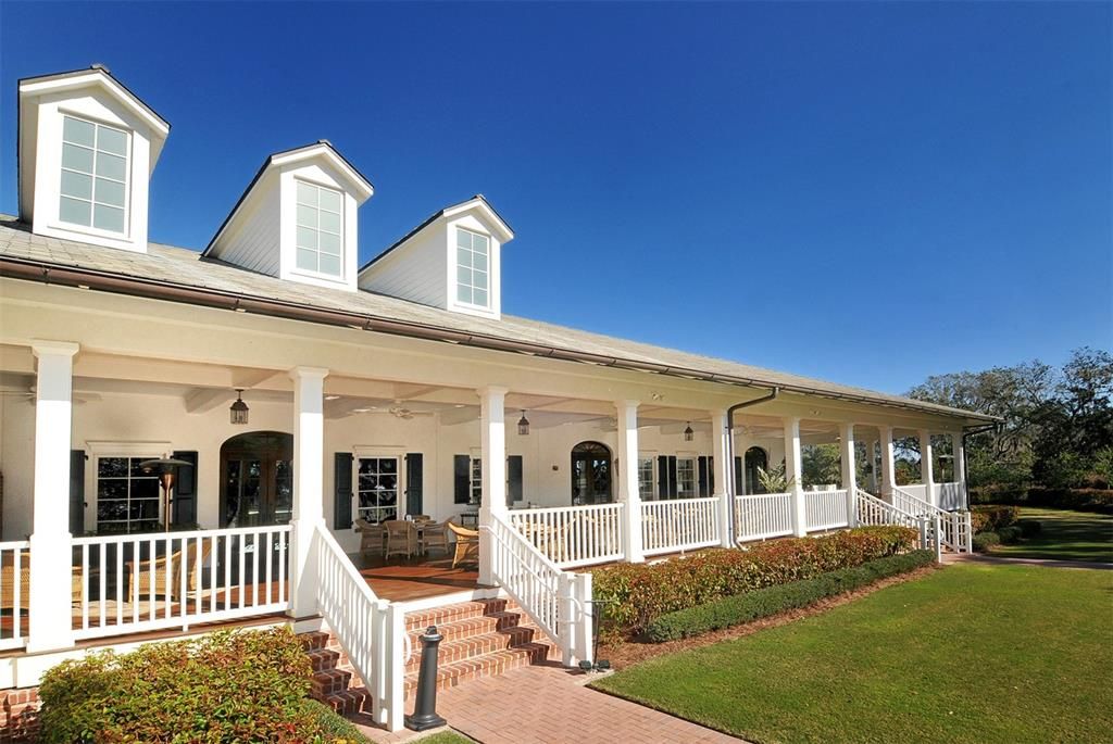 For Sale: $3,395,000 (4 beds, 4 baths, 6550 Square Feet)