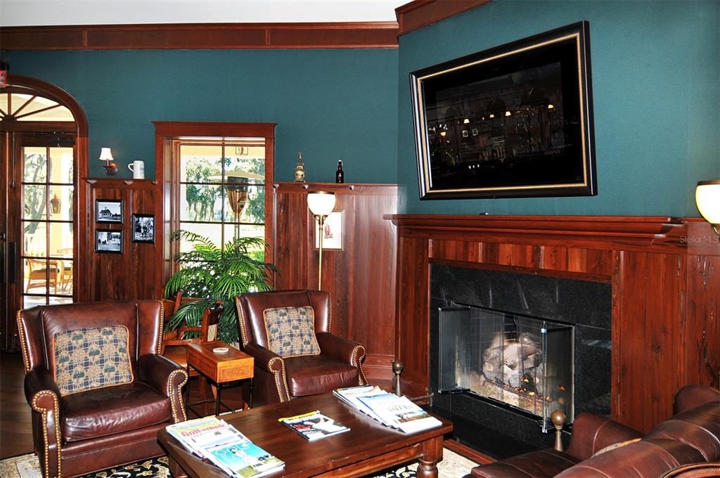 For Sale: $3,395,000 (4 beds, 4 baths, 6550 Square Feet)