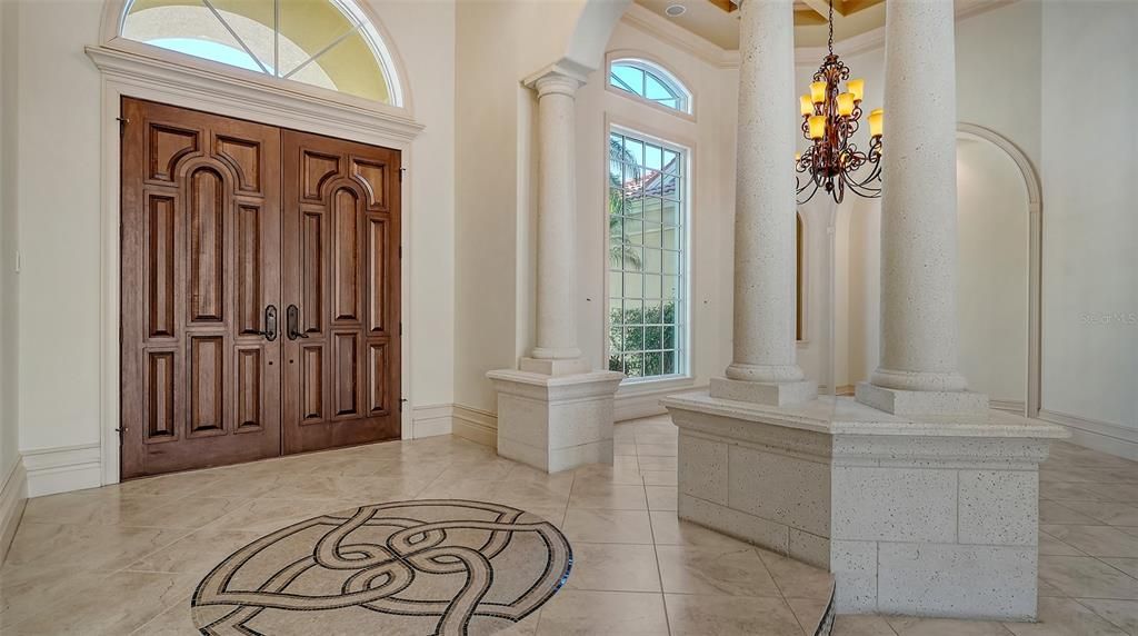 For Sale: $3,395,000 (4 beds, 4 baths, 6550 Square Feet)