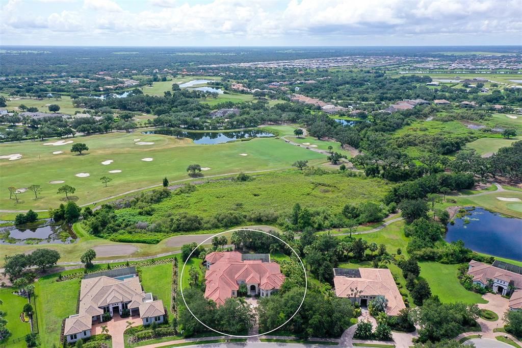 For Sale: $3,395,000 (4 beds, 4 baths, 6550 Square Feet)