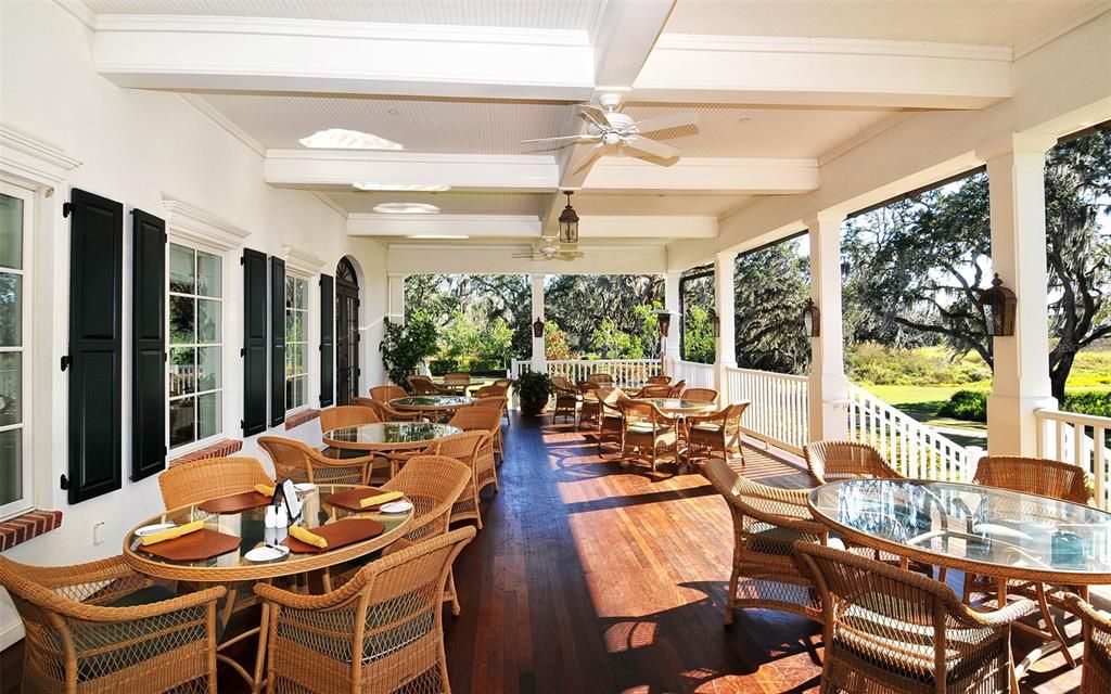 For Sale: $3,395,000 (4 beds, 4 baths, 6550 Square Feet)