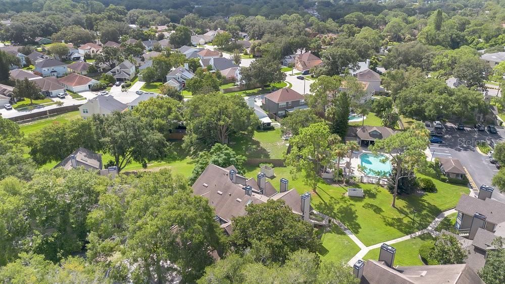 На продажу: $199,000 (2 спален, 2 ванн, 992 Квадратных фут)