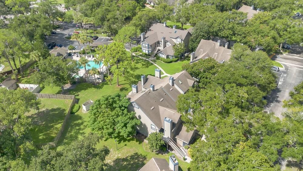 На продажу: $199,000 (2 спален, 2 ванн, 992 Квадратных фут)