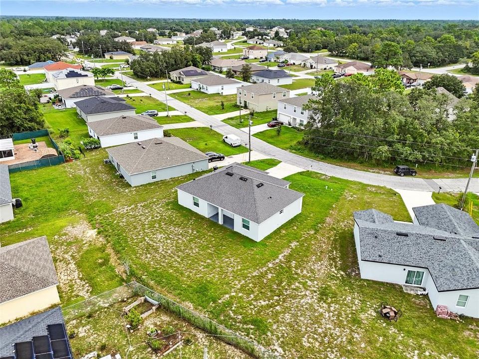 Activo con contrato: $243,000 (3 camas, 2 baños, 1305 Pies cuadrados)