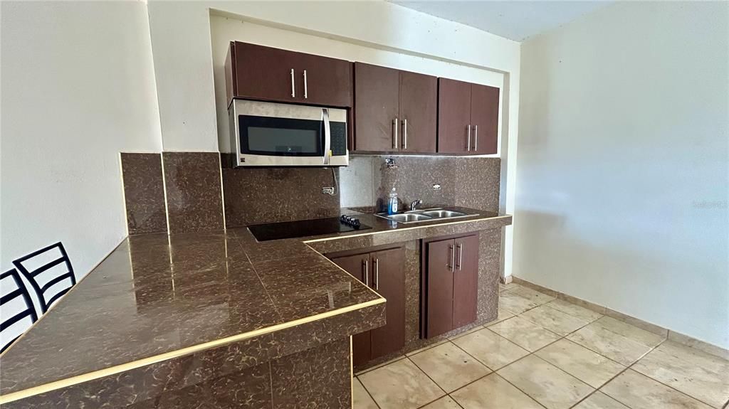 For Sale: $497,000 (4 beds, 0 baths, 1584 Square Feet)