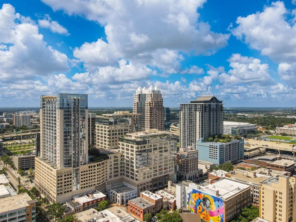 For Sale: $227,000 (1 beds, 1 baths, 837 Square Feet)