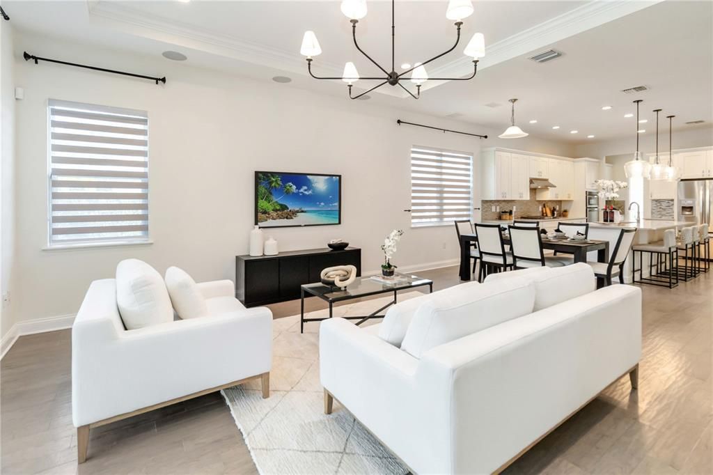 En Venta: $1,425,000 (5 camas, 4 baños, 4178 Pies cuadrados)