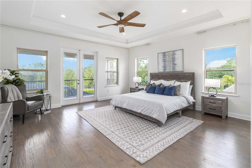 En Venta: $1,425,000 (5 camas, 4 baños, 4178 Pies cuadrados)