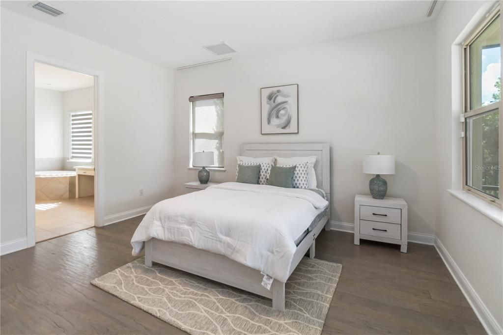 En Venta: $1,425,000 (5 camas, 4 baños, 4178 Pies cuadrados)