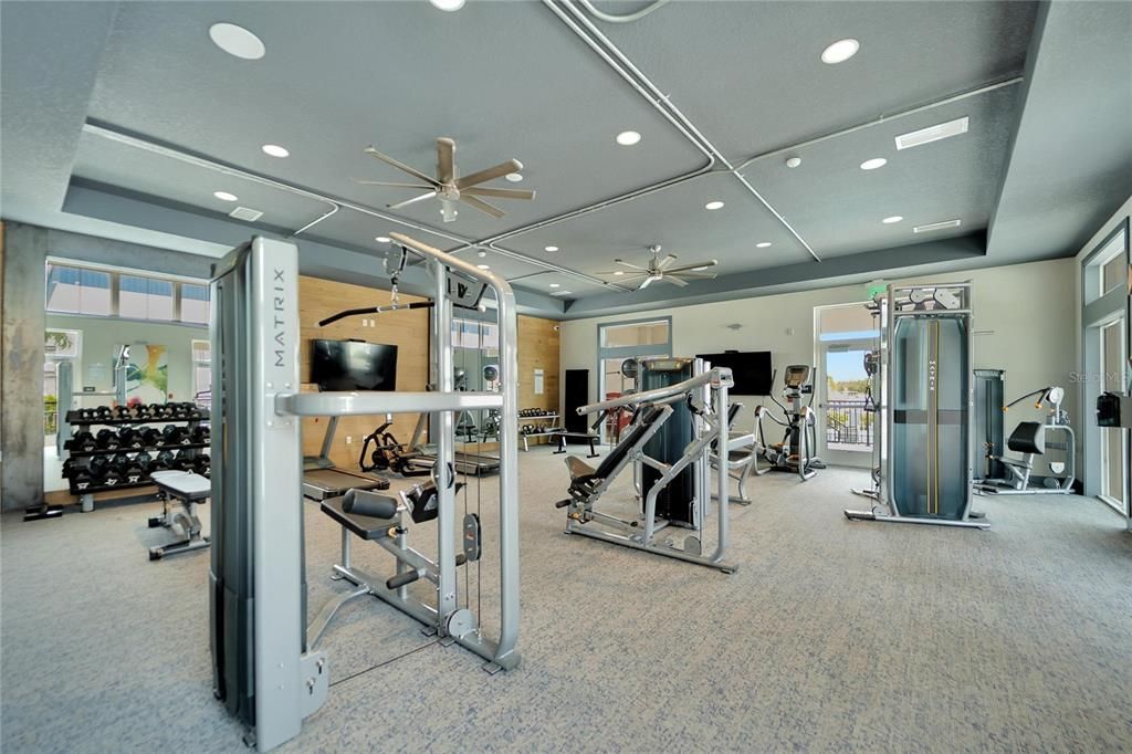 合同活跃: $1,050,000 (4 贝兹, 3 浴室, 2868 平方英尺)