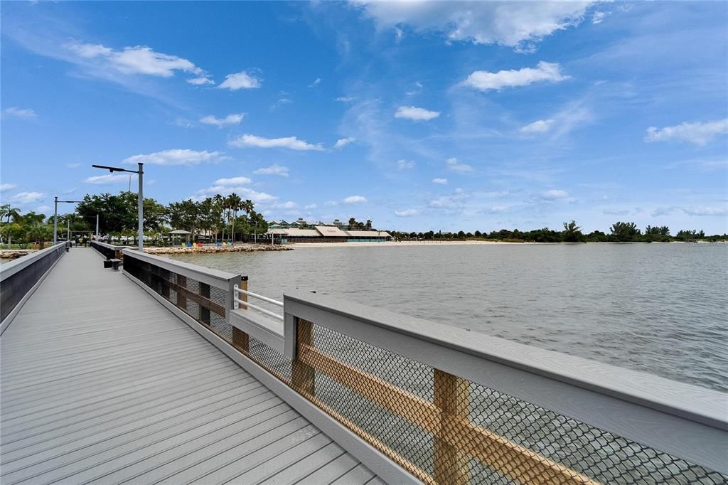 合同活跃: $1,050,000 (4 贝兹, 3 浴室, 2868 平方英尺)