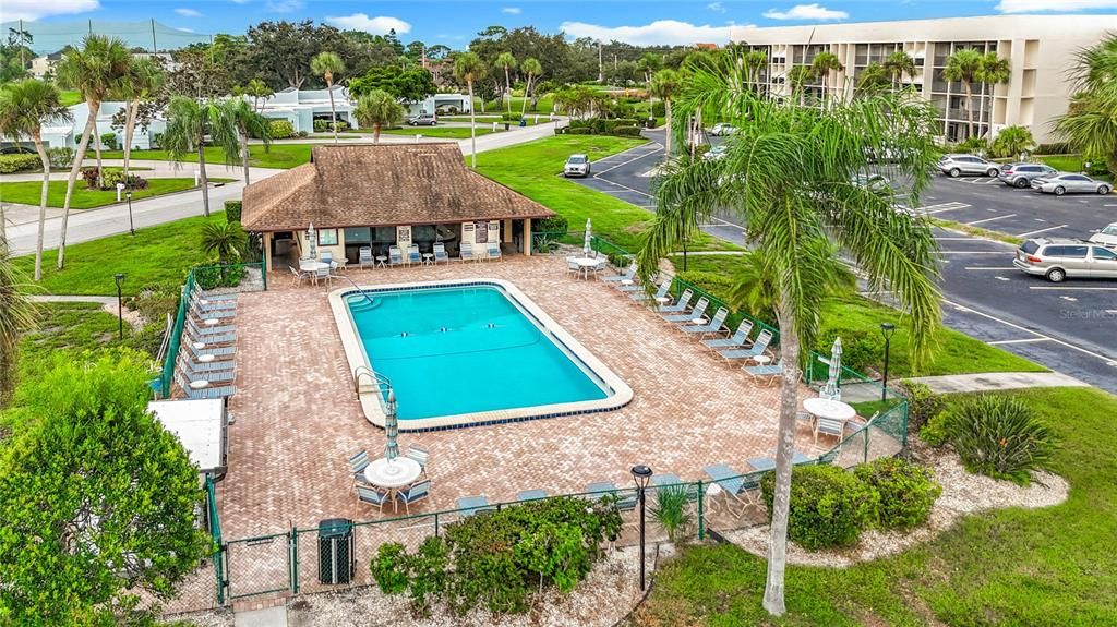 Active With Contract: $99,000 (2 beds, 2 baths, 1178 Square Feet)