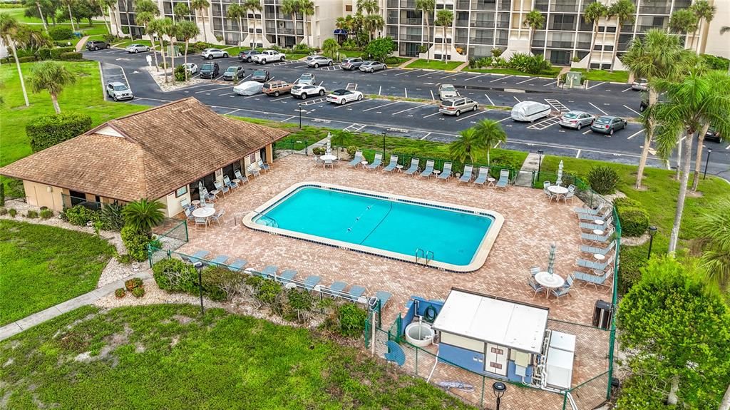 Active With Contract: $99,000 (2 beds, 2 baths, 1178 Square Feet)