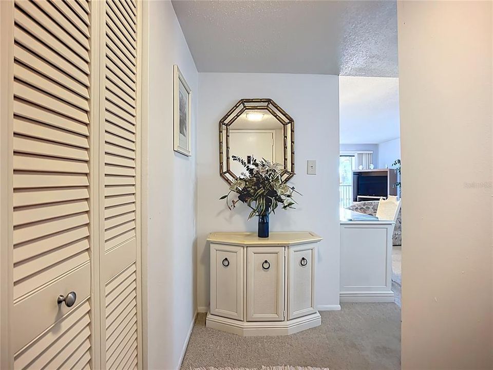 Active With Contract: $99,000 (2 beds, 2 baths, 1178 Square Feet)