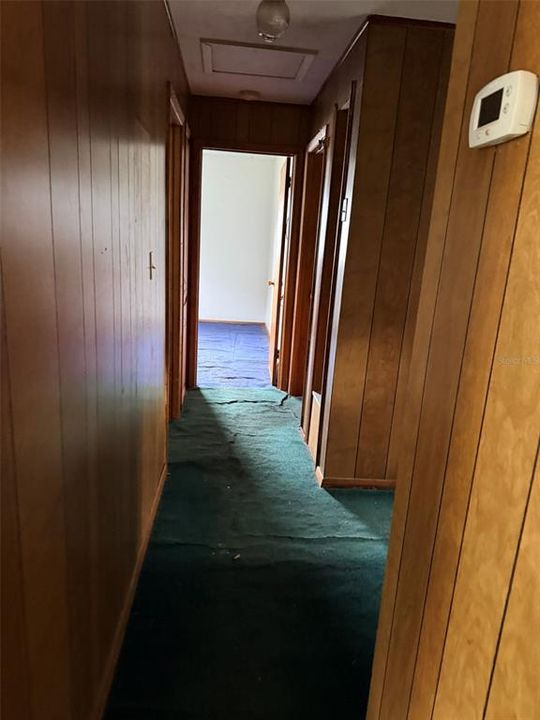 Active With Contract: $125,000 (3 beds, 1 baths, 960 Square Feet)