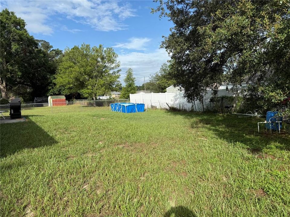 合同活跃: $209,900 (3 贝兹, 2 浴室, 1412 平方英尺)