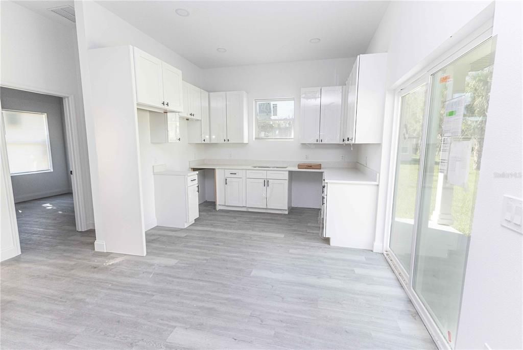 Active With Contract: $234,000 (3 beds, 2 baths, 1062 Square Feet)