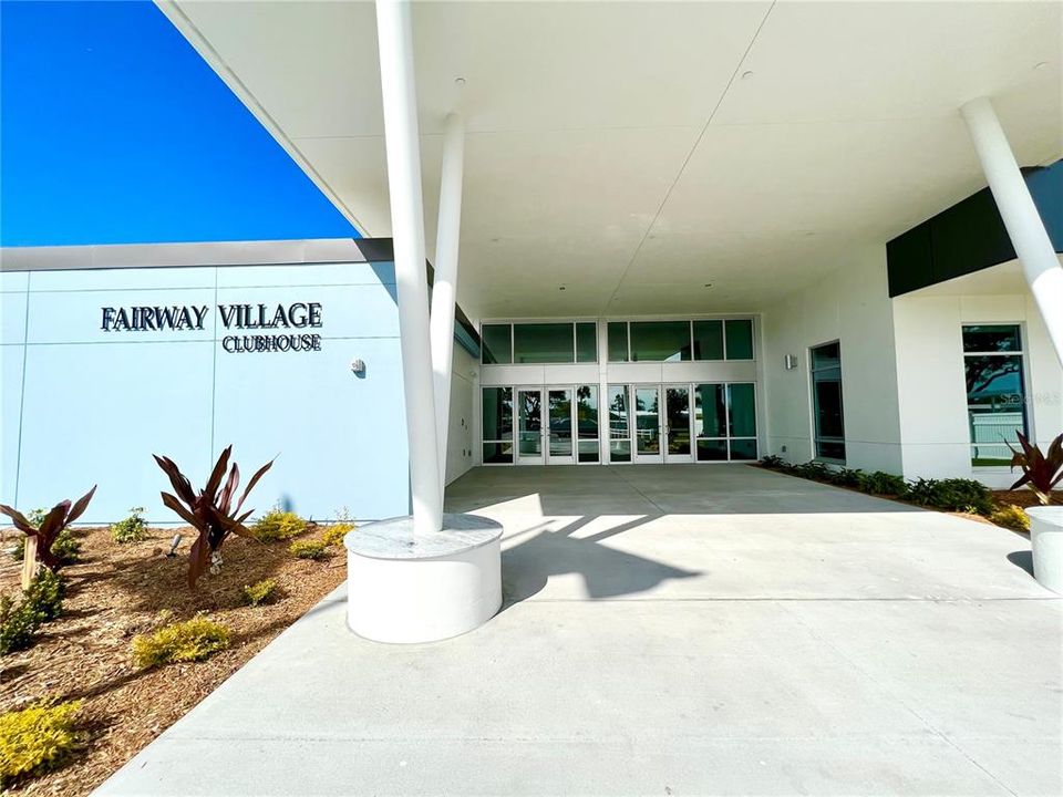 Active With Contract: $174,500 (2 beds, 2 baths, 999 Square Feet)