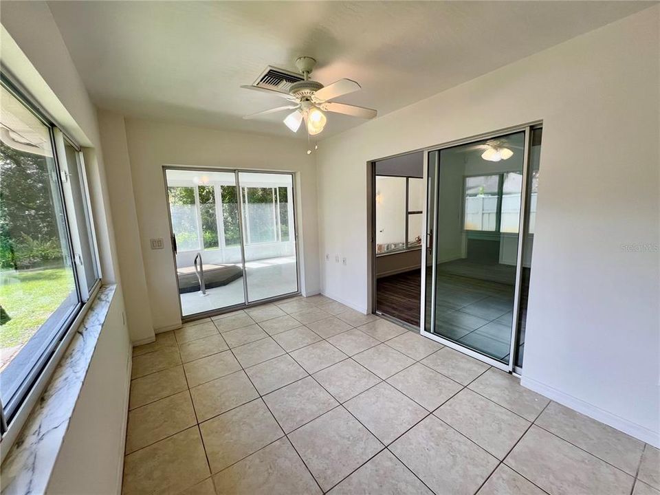 For Rent: $2,599 (3 beds, 2 baths, 1930 Square Feet)