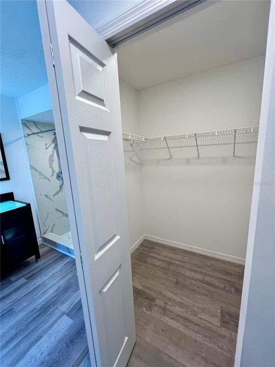 For Rent: $2,599 (3 beds, 2 baths, 1930 Square Feet)