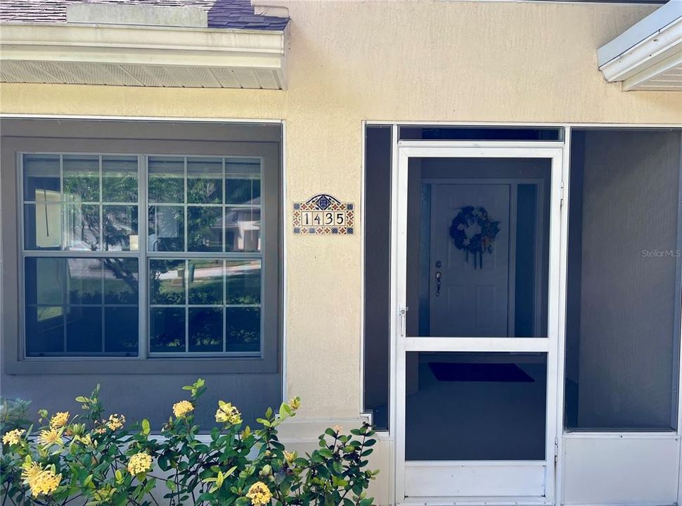 For Rent: $2,599 (3 beds, 2 baths, 1930 Square Feet)