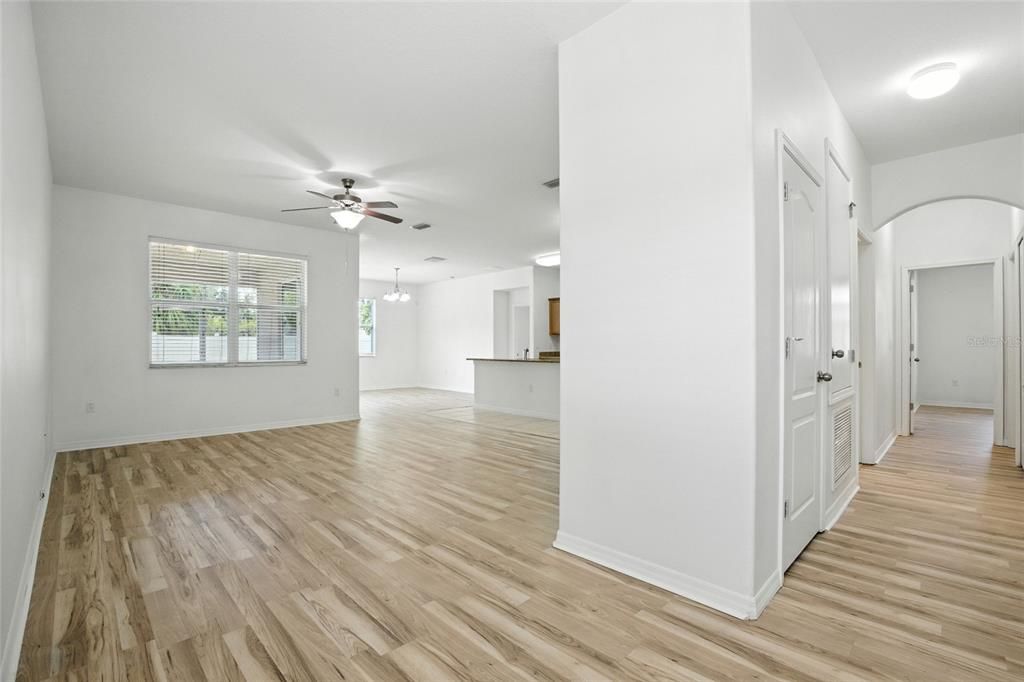 Active With Contract: $290,000 (4 beds, 2 baths, 1816 Square Feet)