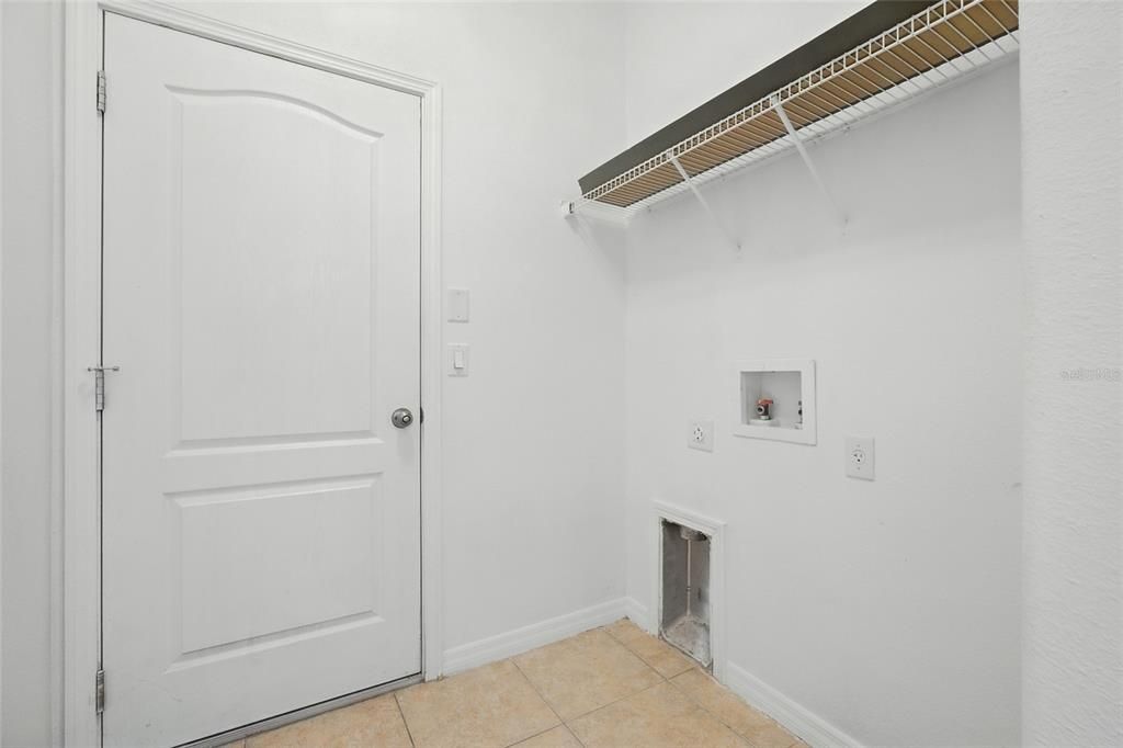 Active With Contract: $290,000 (4 beds, 2 baths, 1816 Square Feet)