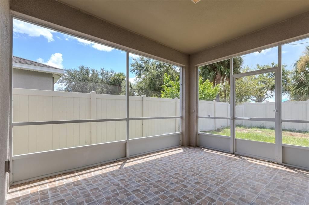 Active With Contract: $290,000 (4 beds, 2 baths, 1816 Square Feet)