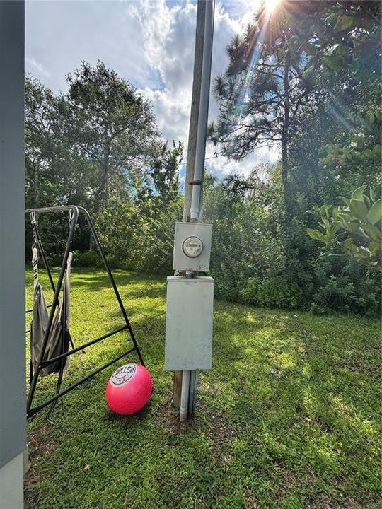 合同活跃: $219,000 (3 贝兹, 2 浴室, 1152 平方英尺)