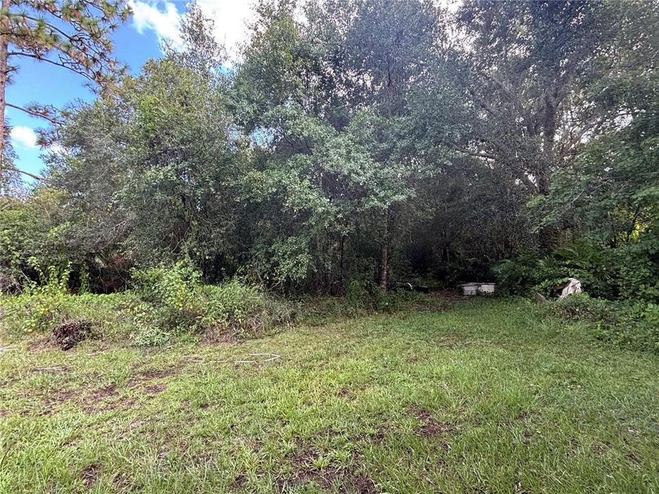 合同活跃: $219,000 (3 贝兹, 2 浴室, 1152 平方英尺)