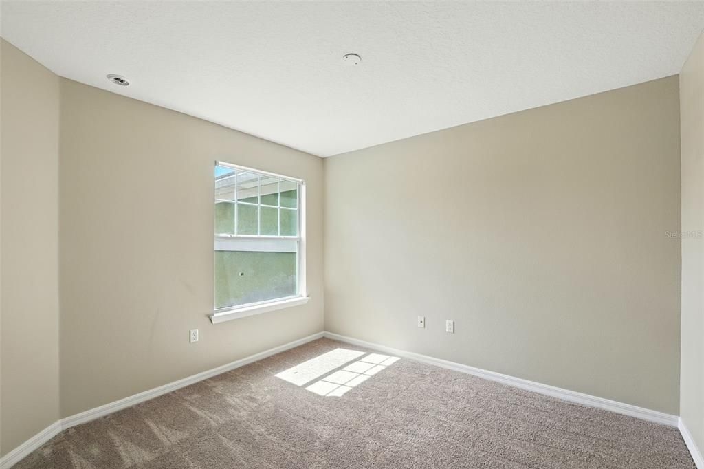 合同活跃: $287,000 (3 贝兹, 2 浴室, 1514 平方英尺)