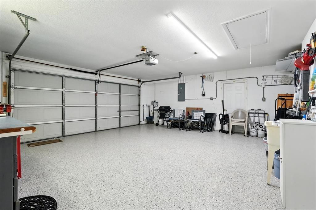 For Sale: $339,000 (3 beds, 2 baths, 1835 Square Feet)