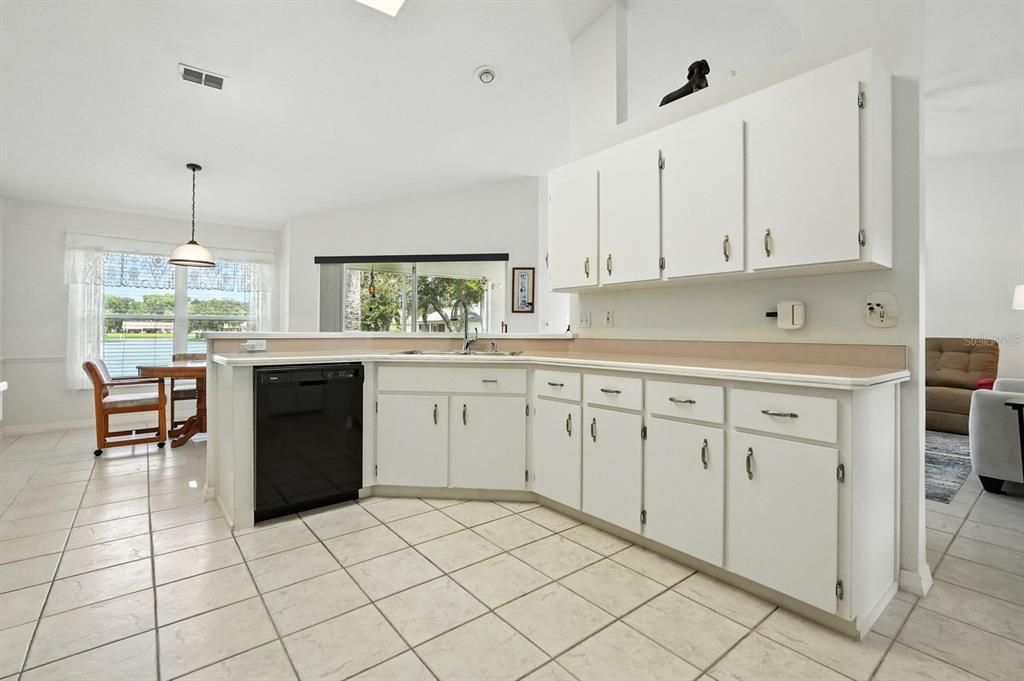 For Sale: $339,000 (3 beds, 2 baths, 1835 Square Feet)