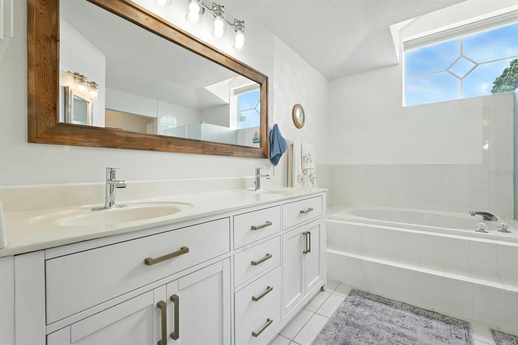 For Sale: $339,000 (3 beds, 2 baths, 1835 Square Feet)