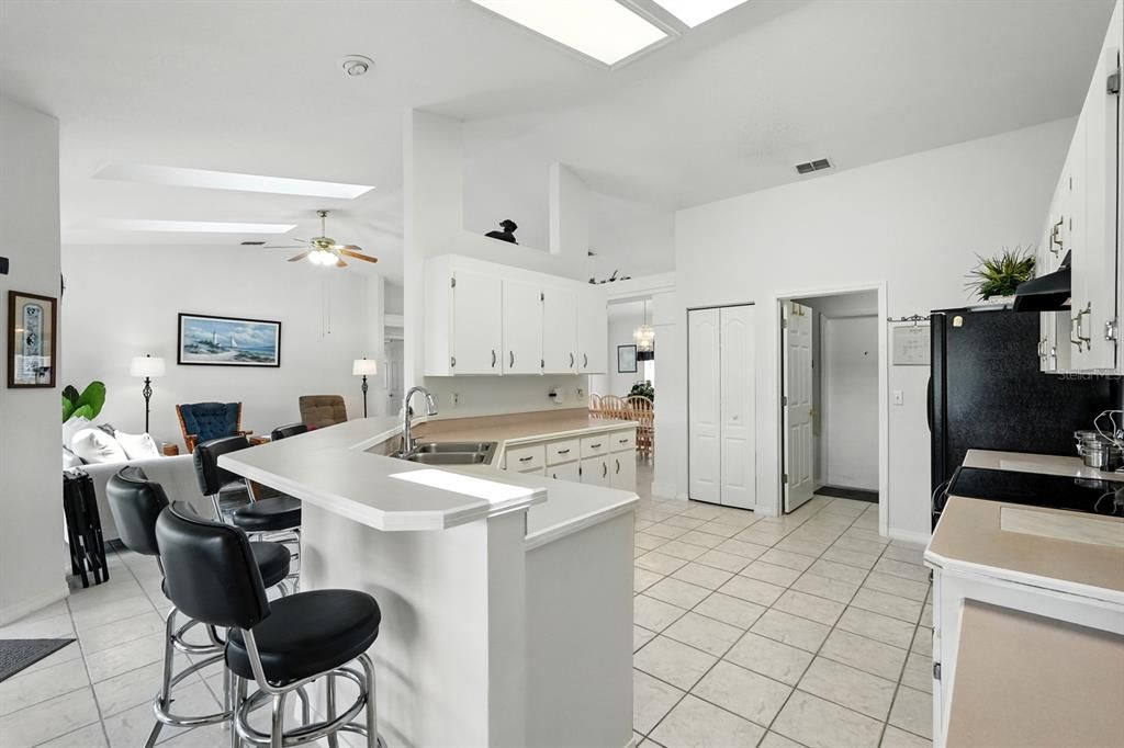 For Sale: $339,000 (3 beds, 2 baths, 1835 Square Feet)