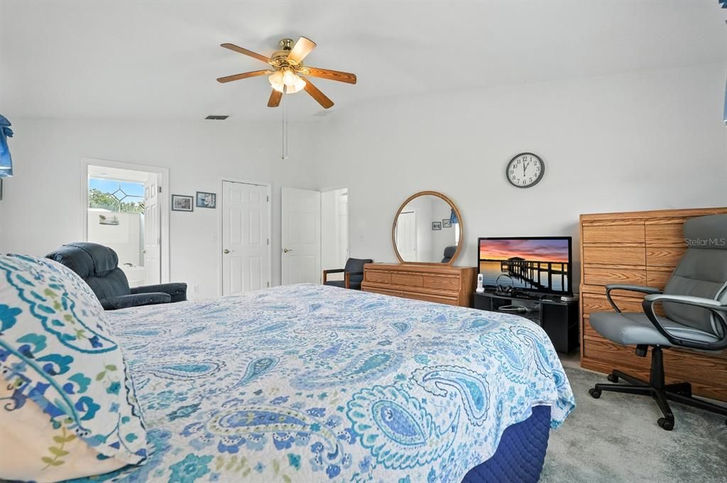 For Sale: $339,000 (3 beds, 2 baths, 1835 Square Feet)