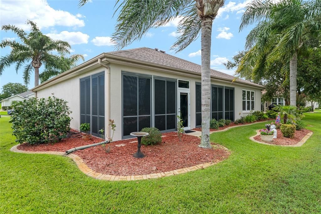 Active With Contract: $399,500 (3 beds, 2 baths, 1958 Square Feet)