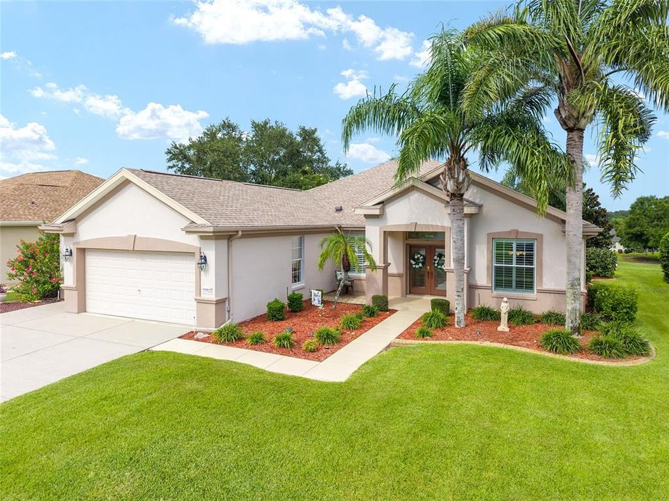 Active With Contract: $399,500 (3 beds, 2 baths, 1958 Square Feet)