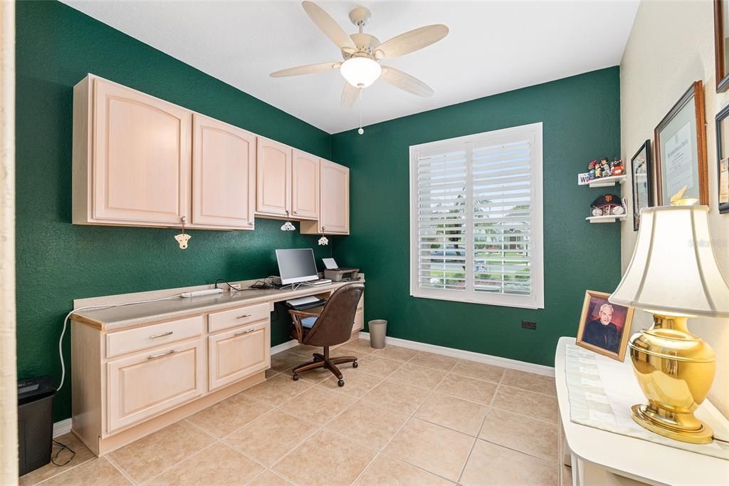 Active With Contract: $399,500 (3 beds, 2 baths, 1958 Square Feet)