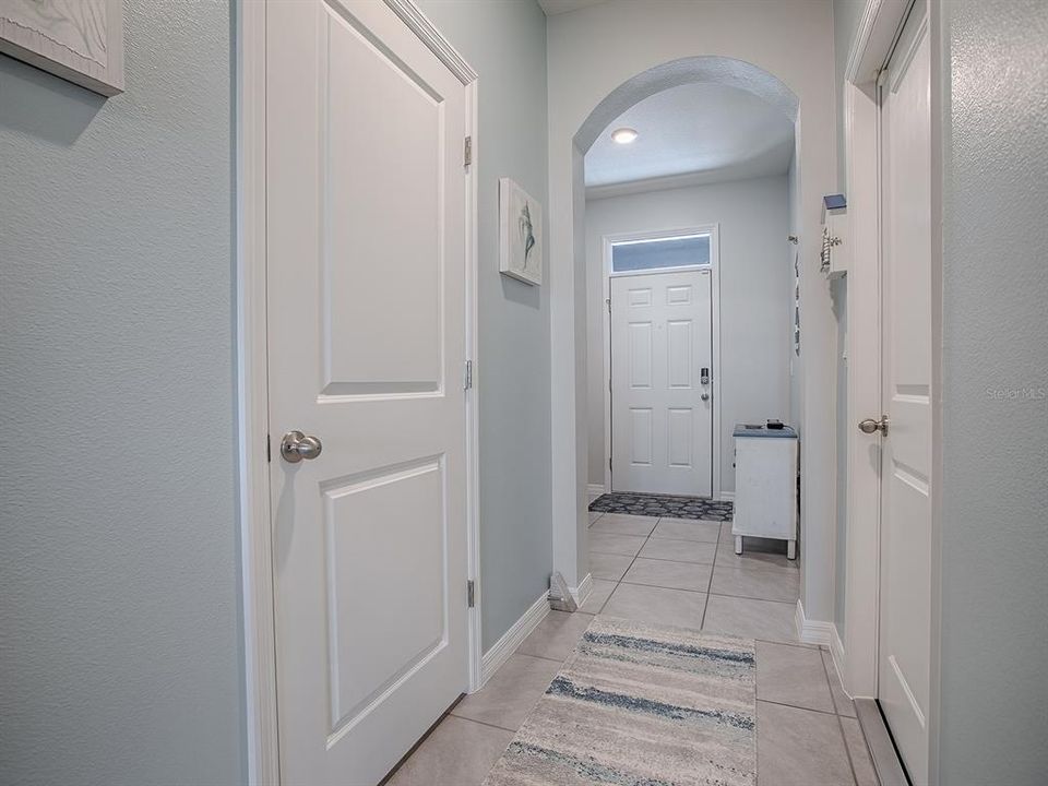 For Sale: $272,499 (3 beds, 2 baths, 1688 Square Feet)