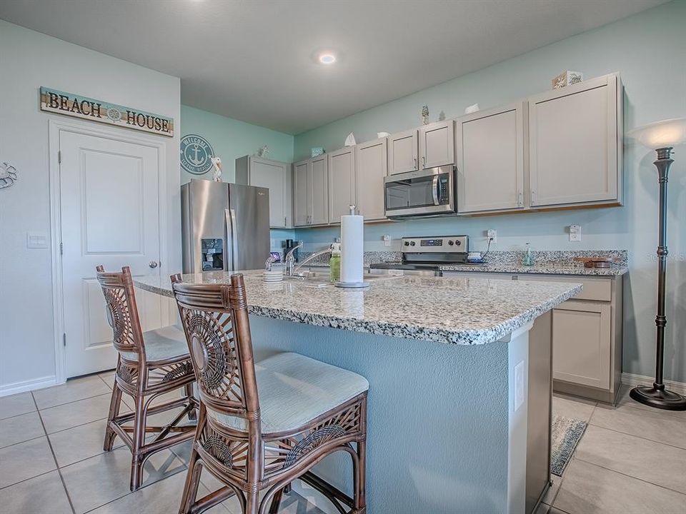 For Sale: $272,499 (3 beds, 2 baths, 1688 Square Feet)