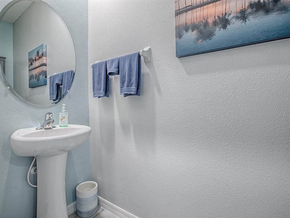 For Sale: $272,499 (3 beds, 2 baths, 1688 Square Feet)