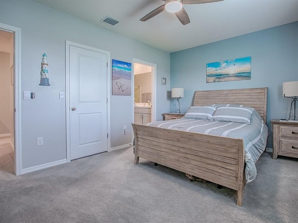 For Sale: $272,499 (3 beds, 2 baths, 1688 Square Feet)