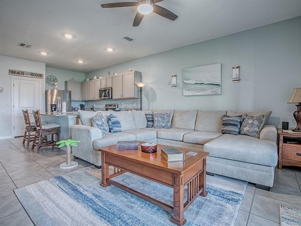 For Sale: $272,499 (3 beds, 2 baths, 1688 Square Feet)