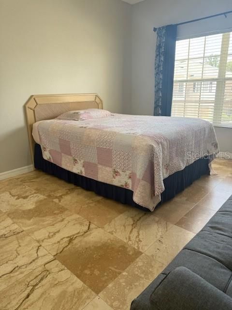 For Sale: $249,900 (3 beds, 3 baths, 1273 Square Feet)