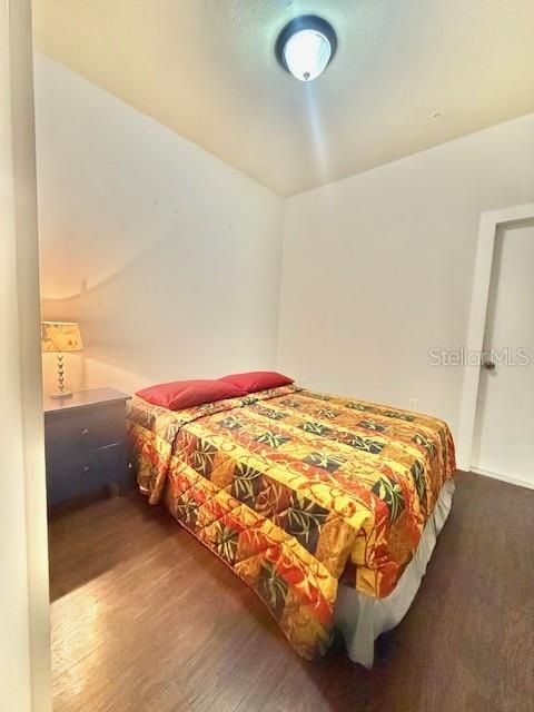 For Sale: $249,900 (3 beds, 3 baths, 1273 Square Feet)