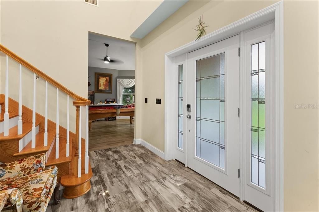 En Venta: $698,900 (3 camas, 2 baños, 3179 Pies cuadrados)