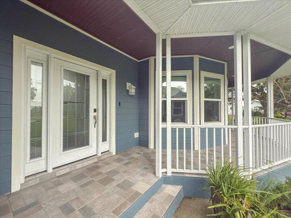 En Venta: $698,900 (3 camas, 2 baños, 3179 Pies cuadrados)